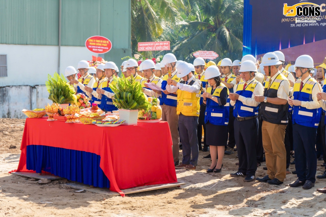 Nghi thức cúng khởi công nhà mẫu dự án Bcons New Sky