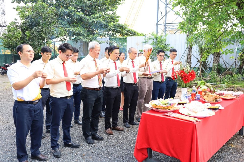 Lễ động thổ và tiến độ thi công Bcons Avenue